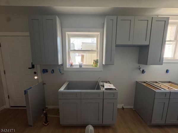 160 Pacific St, Unit 1, Newark, NJ 07105