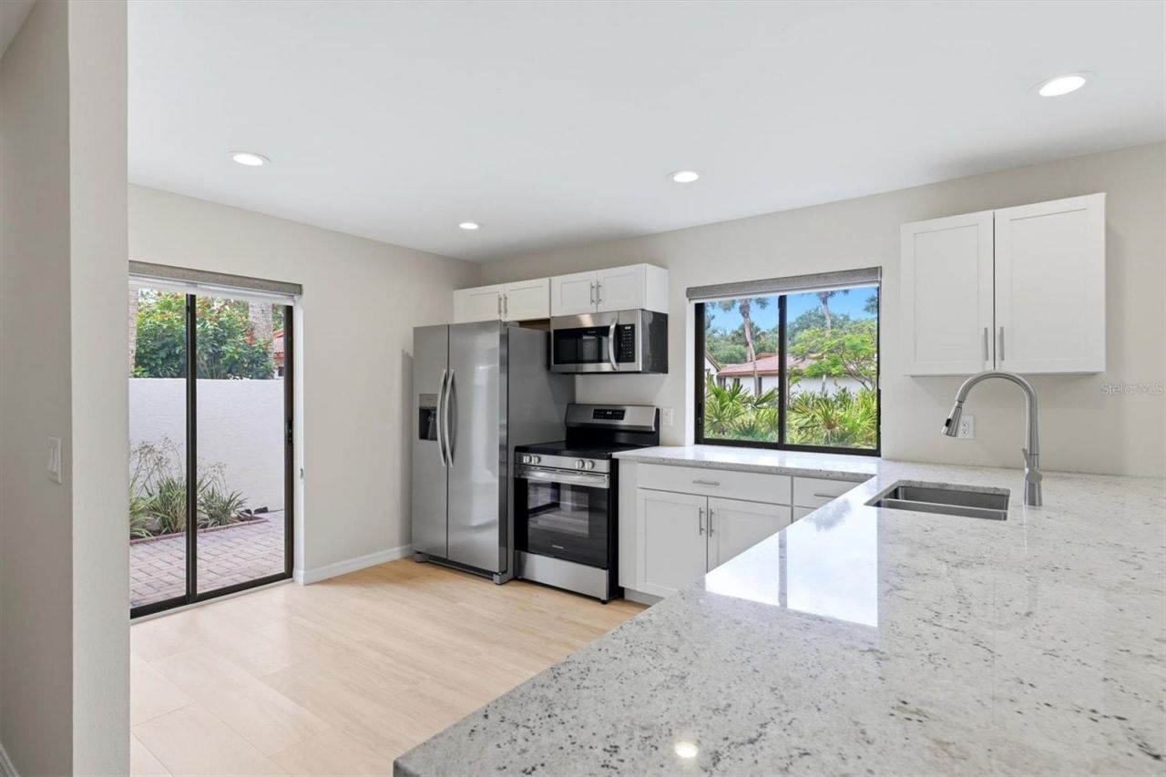 6403 Pelican Drive, Bradenton, FL 34210 Photo