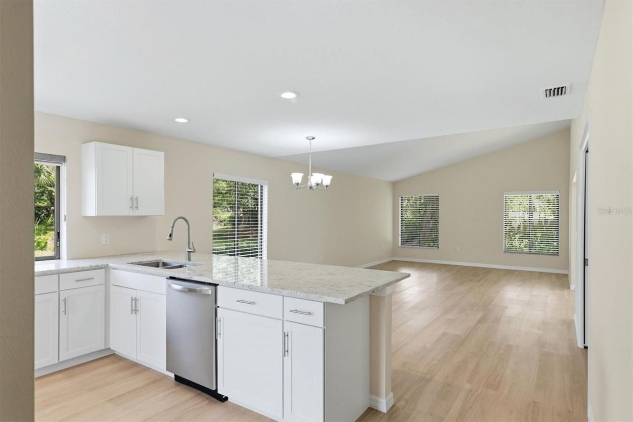 6403 Pelican Drive, Bradenton, FL 34210 Photo