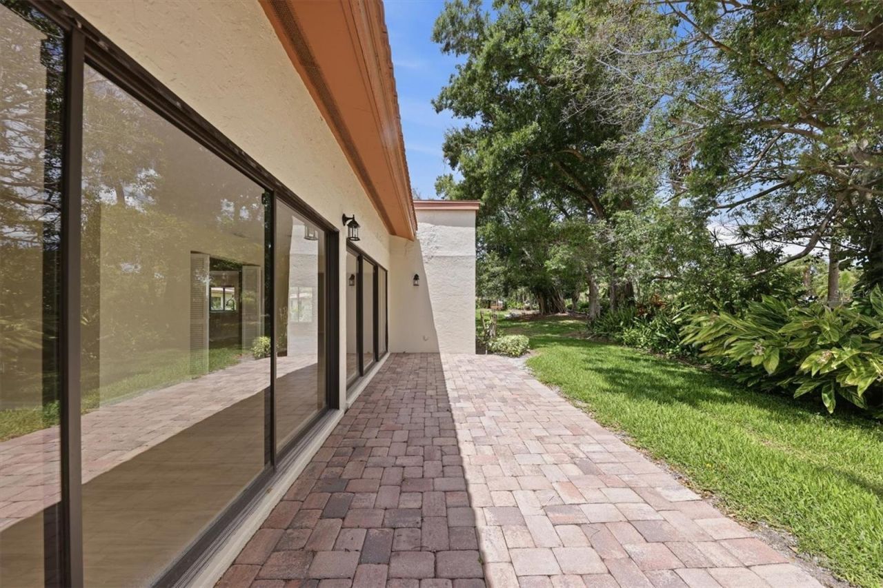 6403 Pelican Drive, Bradenton, FL 34210 Photo