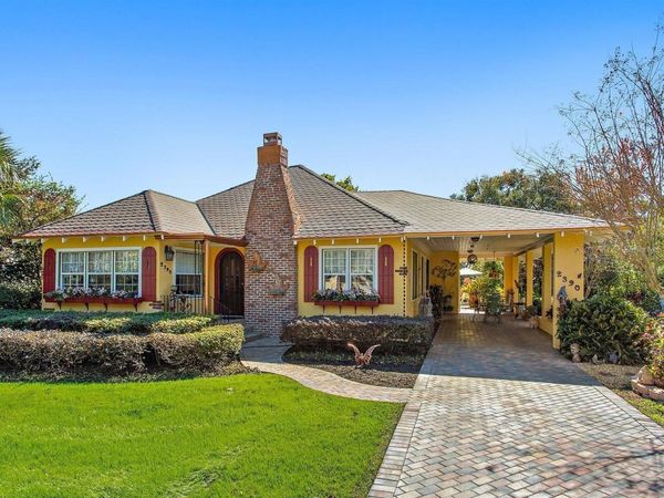 2390 SHERIDAN ROAD , MOUNT DORA, FL 32757