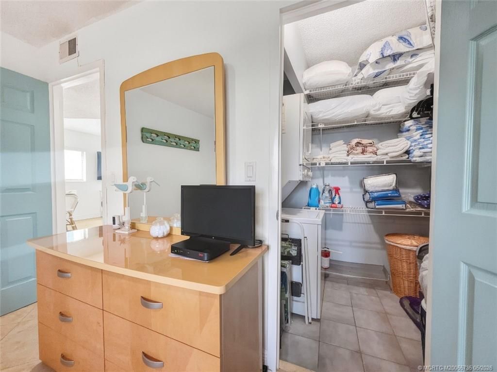 10102 S Ocean Drive, Unit 401A, Jensen Beach, FL 34957 Photo