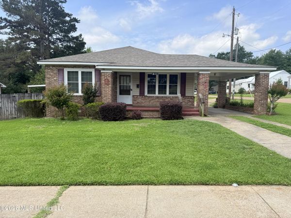 400 Newton Street, Crystal Springs, MS 39059