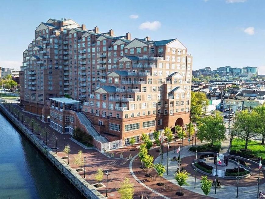 250 President Street, Unit 805, Baltimore, MD 21202 Main Photo