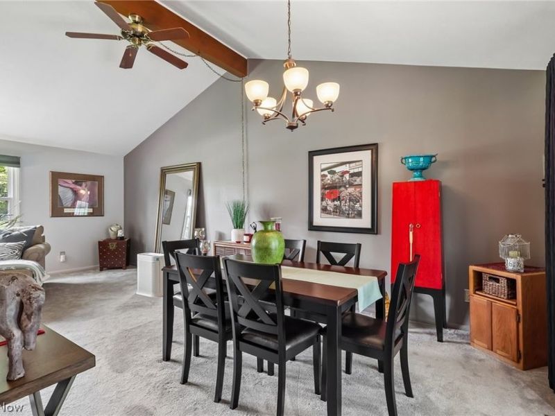 7972 Glen Oaks Drive NE, Howland, OH 44484 Photo 10