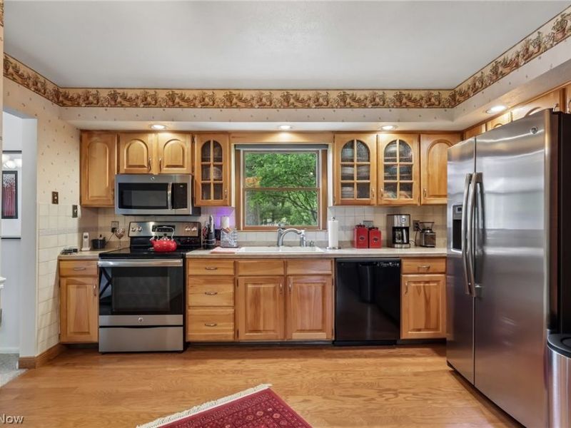 7972 Glen Oaks Drive NE, Howland, OH 44484 Photo 13