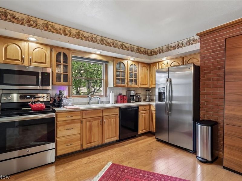 7972 Glen Oaks Drive NE, Howland, OH 44484 Photo 14