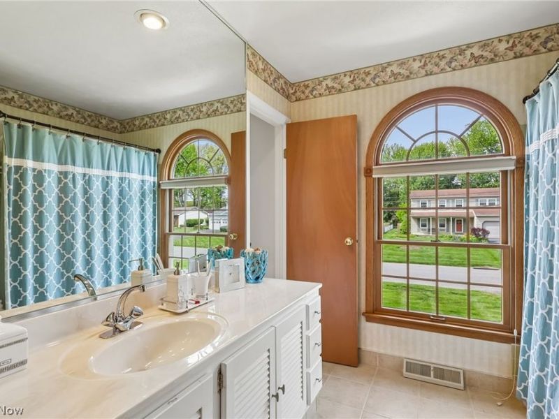 7972 Glen Oaks Drive NE, Howland, OH 44484 Photo 20