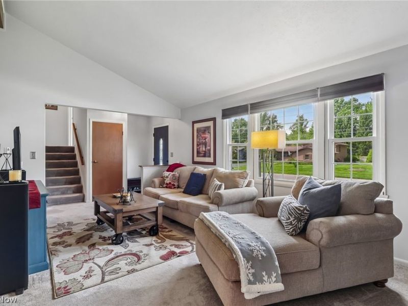 7972 Glen Oaks Drive NE, Howland, OH 44484 Photo 6