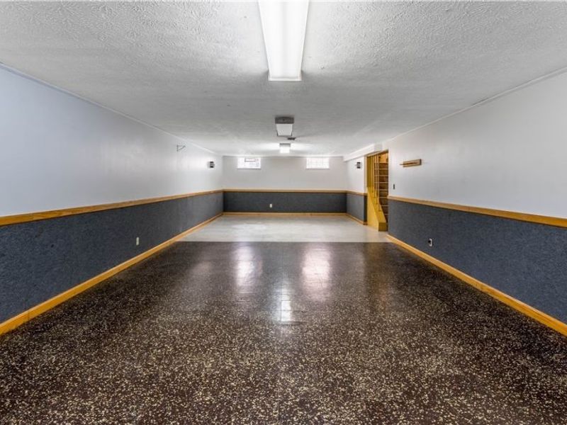 6572 Beverly Drive, Parma Heights, OH 44130 Photo 16