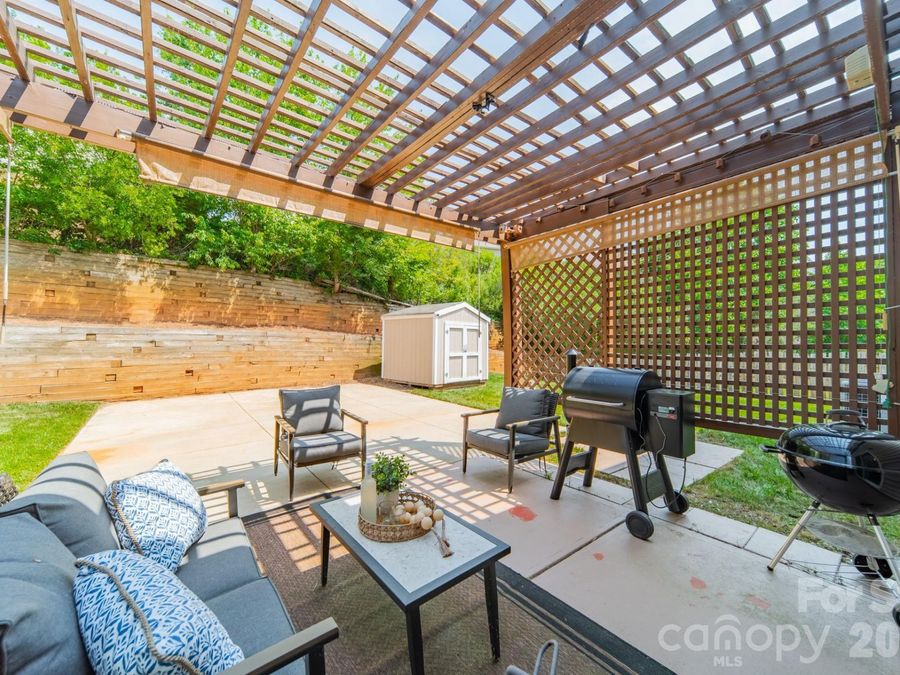 Property Image 43
