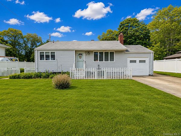 29 Sarah Drive, Lake Grove, NY 11755