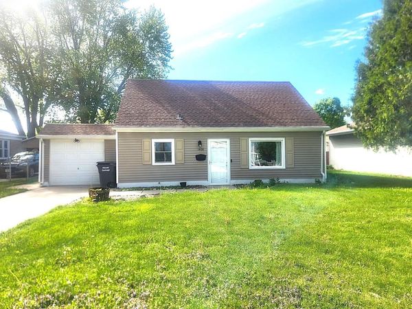 1408 BISMARCK STREET, ALLOUEZ, WI 54301