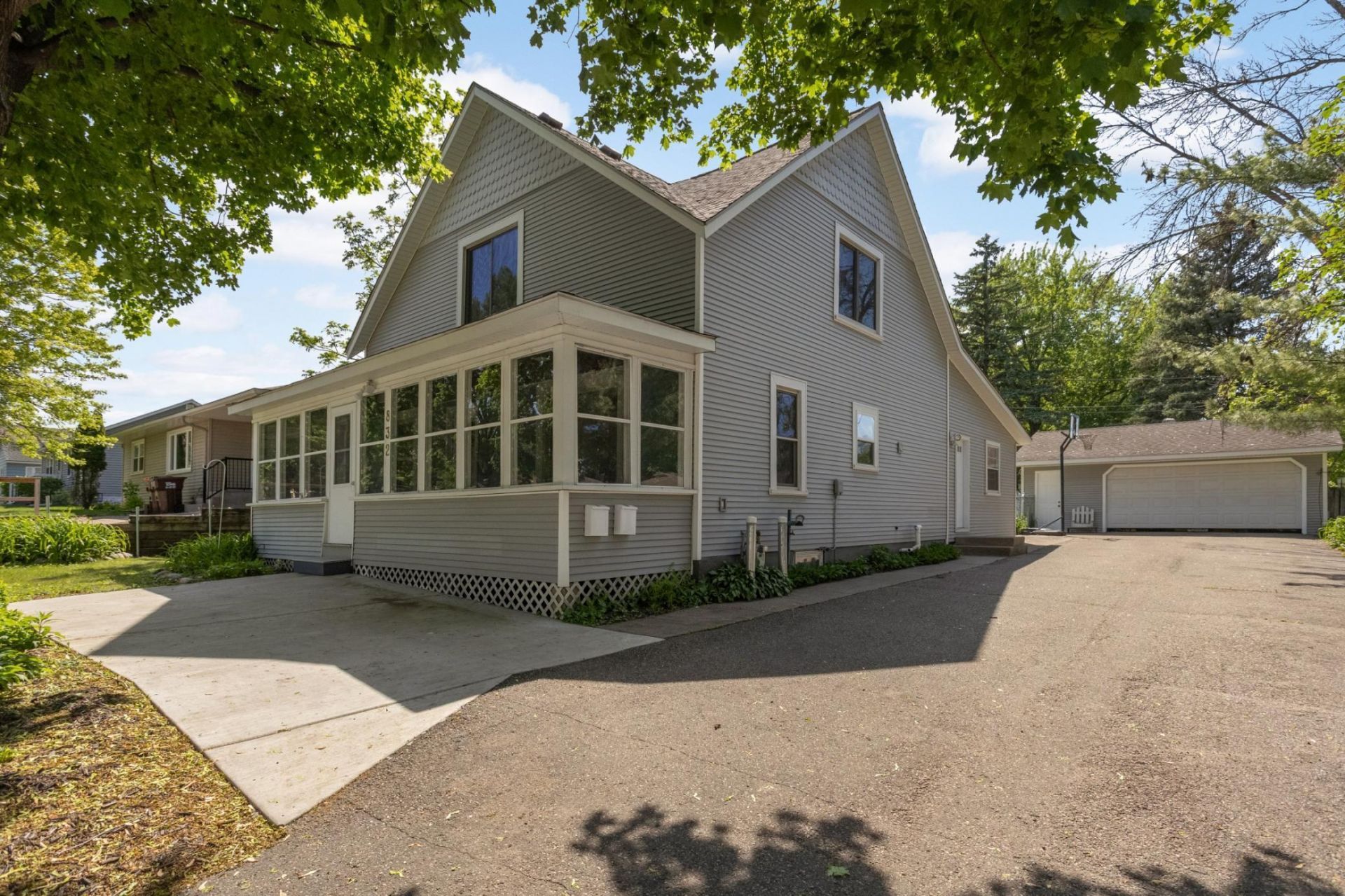 832 Bailey Street , Hastings, MN 55033