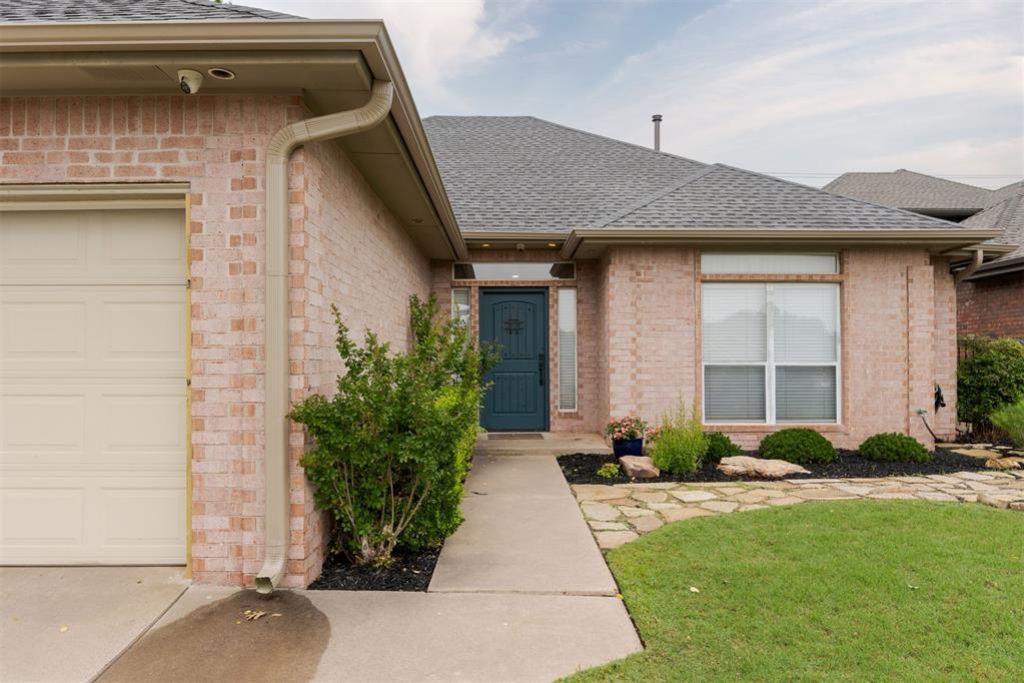 1629 Grey Fox Run, Oklahoma City, OK 73131 Main Photo