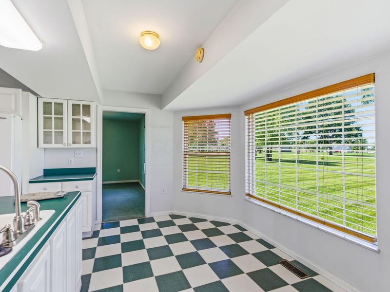 120 Watson Road, London, OH 43140 Photo 17