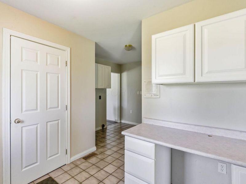 120 Watson Road, London, OH 43140 Photo 26