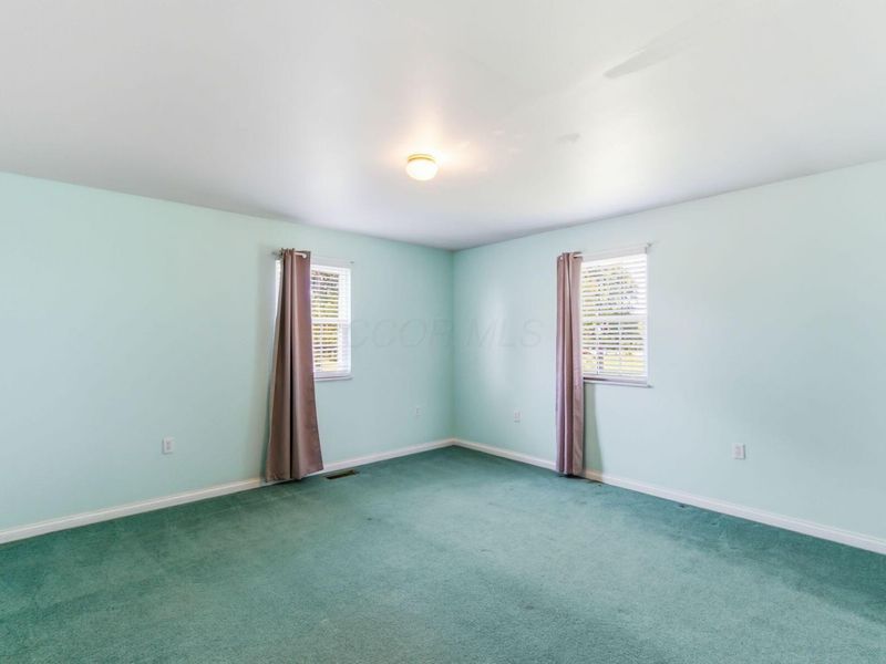 120 Watson Road, London, OH 43140 Photo 36
