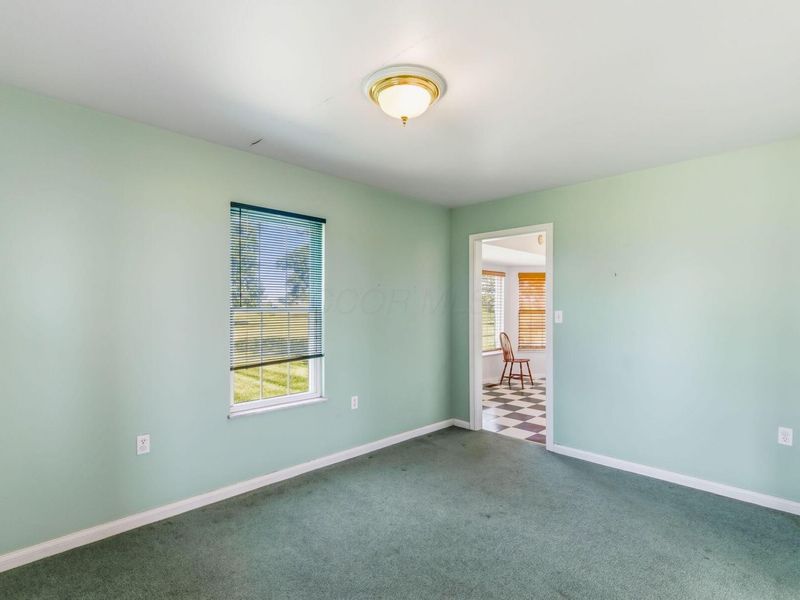 120 Watson Road, London, OH 43140 Photo 9