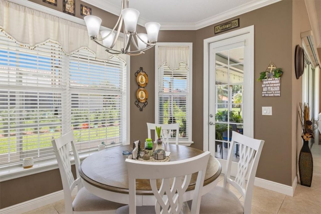5828 Pine Ridge Circle, Vero Beach, FL 32967 Photo