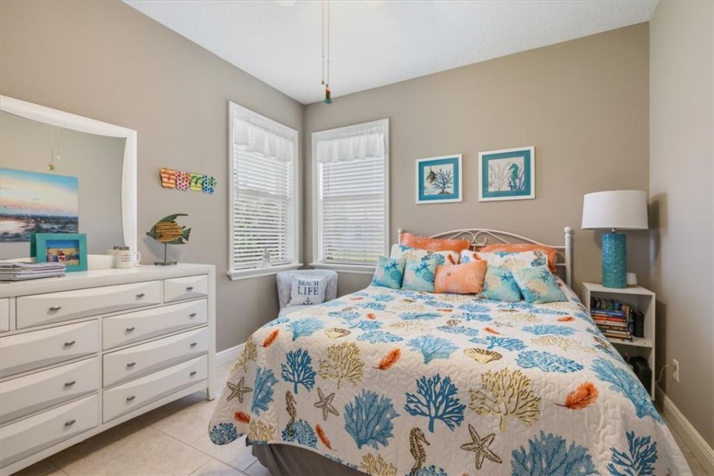5828 Pine Ridge Circle, Vero Beach, FL 32967 Photo