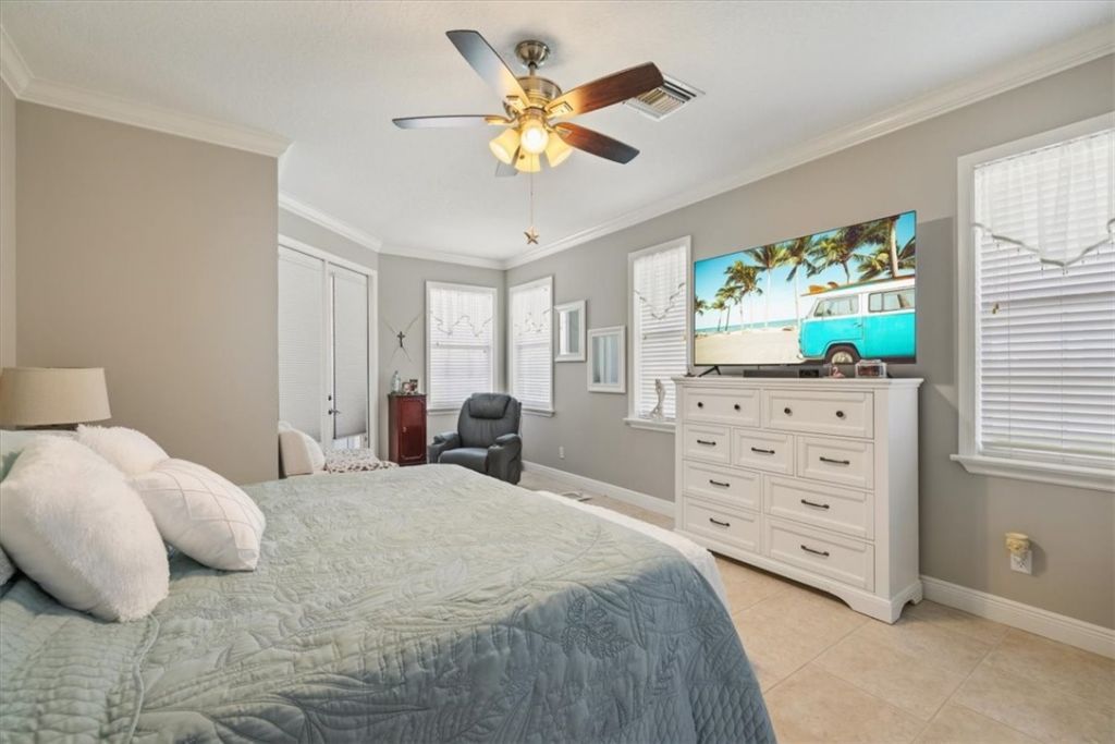 5828 Pine Ridge Circle, Vero Beach, FL 32967 Photo