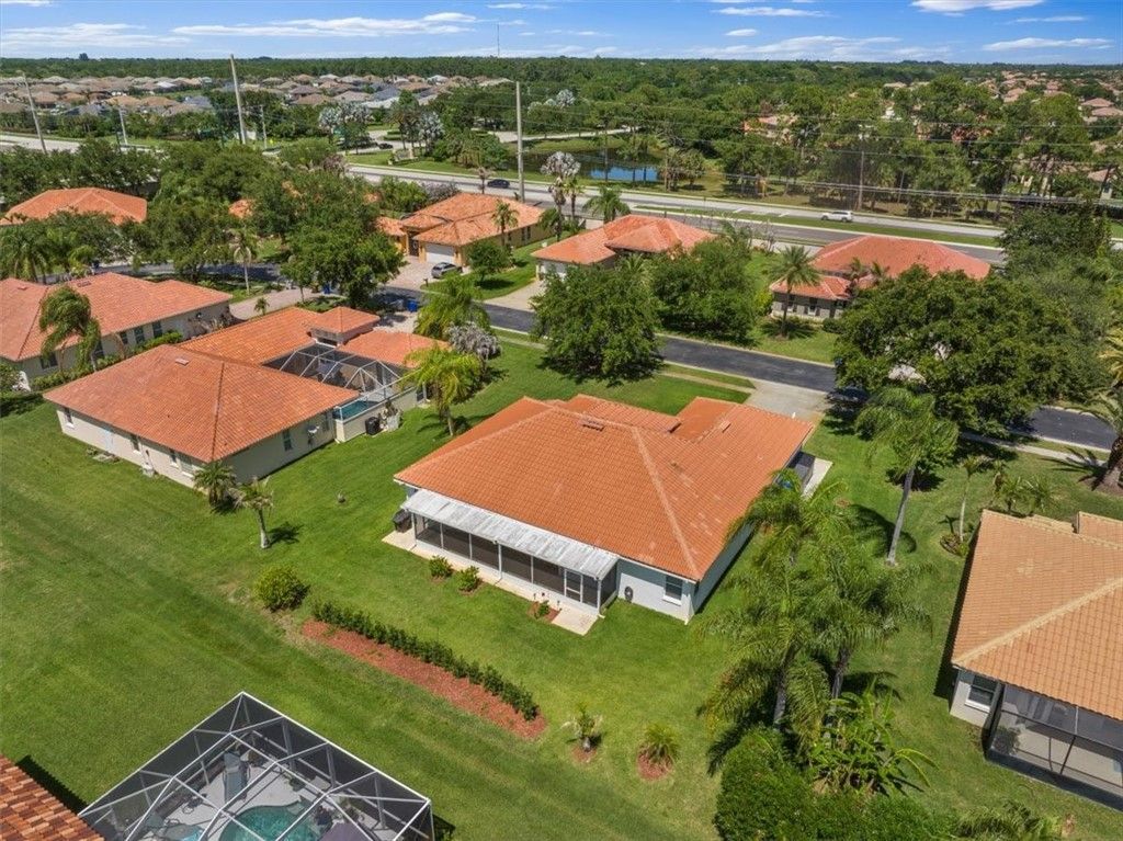 5828 Pine Ridge Circle, Vero Beach, FL 32967 Photo