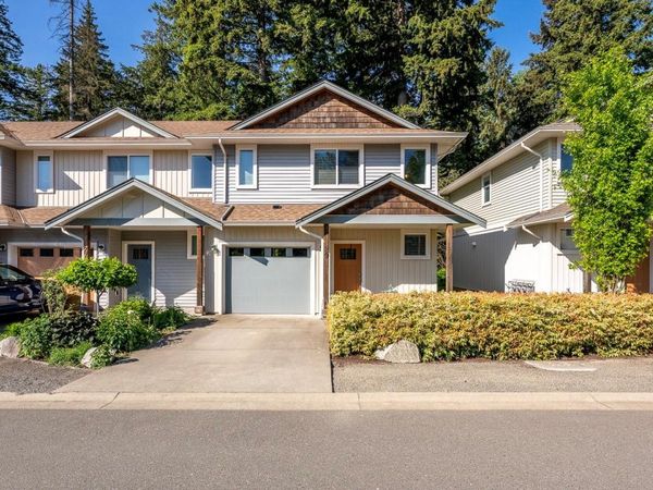 2109 13th St , Unit 29, Courtenay, BC V9N 0B1