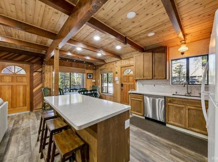 1851 Ibache Street, South Lake Tahoe, CA 96150 Photo