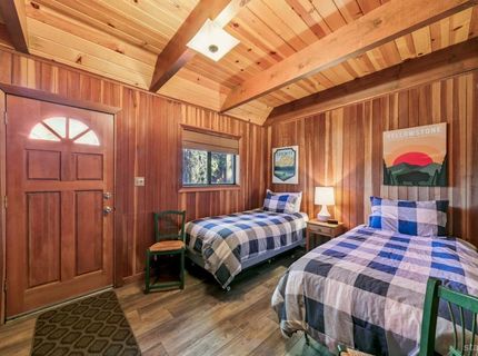 1851 Ibache Street, South Lake Tahoe, CA 96150 Photo
