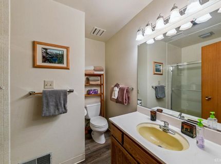 1851 Ibache Street, South Lake Tahoe, CA 96150 Photo