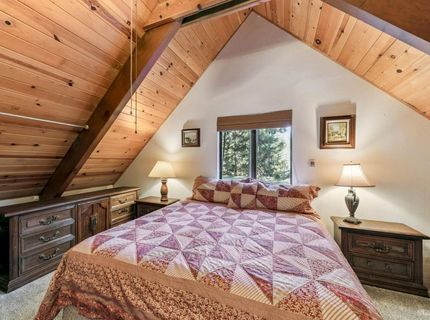 1851 Ibache Street, South Lake Tahoe, CA 96150 Photo