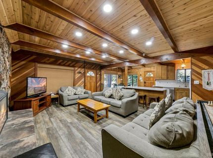 1851 Ibache Street, South Lake Tahoe, CA 96150 Photo