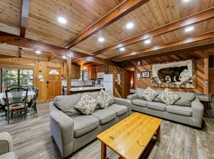 1851 Ibache Street, South Lake Tahoe, CA 96150 Photo