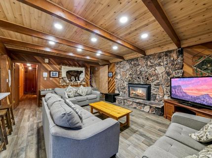1851 Ibache Street, South Lake Tahoe, CA 96150 Photo