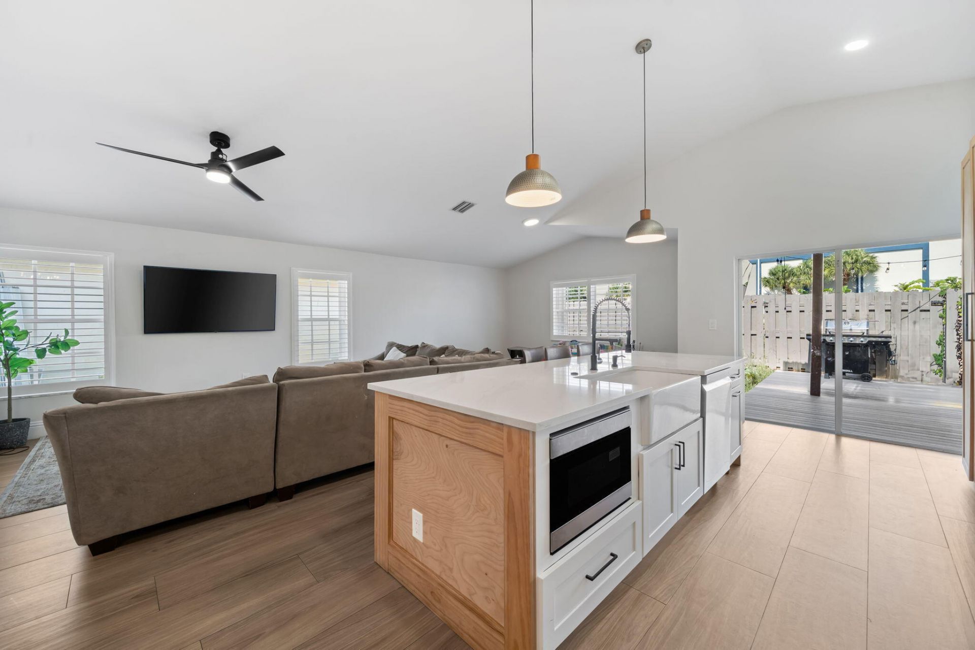 2540 NW 80th Avenue, Margate, FL 33063 Photo
