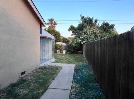 6312 Dundee Dr, North Highlands, CA 95660 Photo
