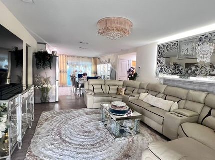 6312 Dundee Dr, North Highlands, CA 95660 Photo