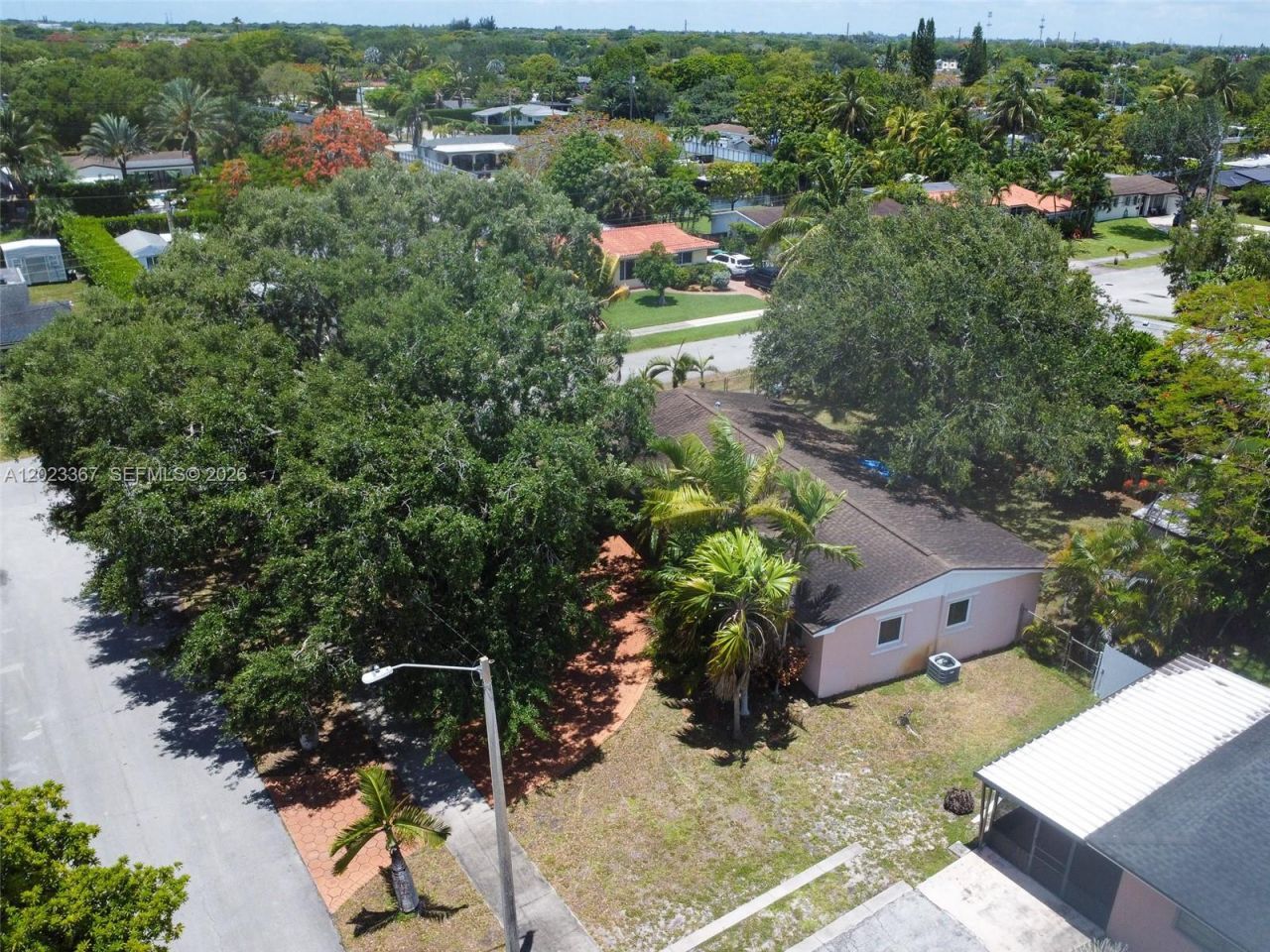 9875 SW 83rd St , Miami, FL 33173 Photo