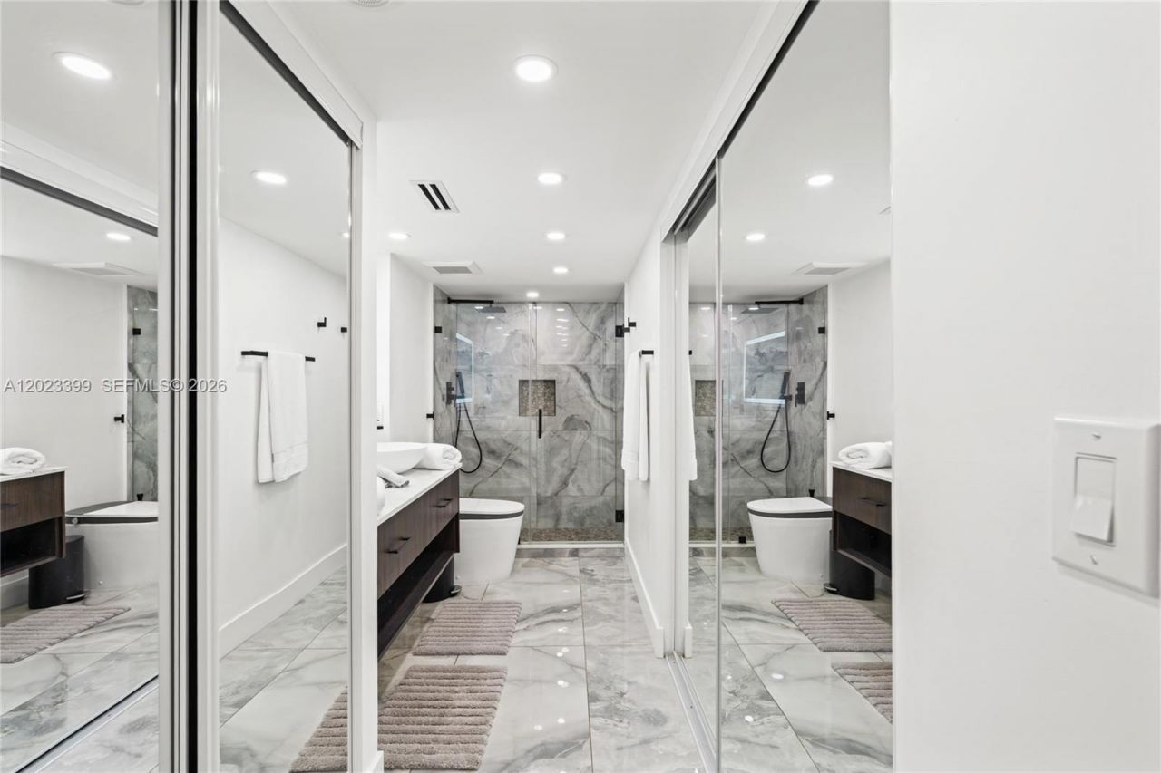 5701 Collins Ave , Unit 503, Miami Beach, FL 33140 Photo