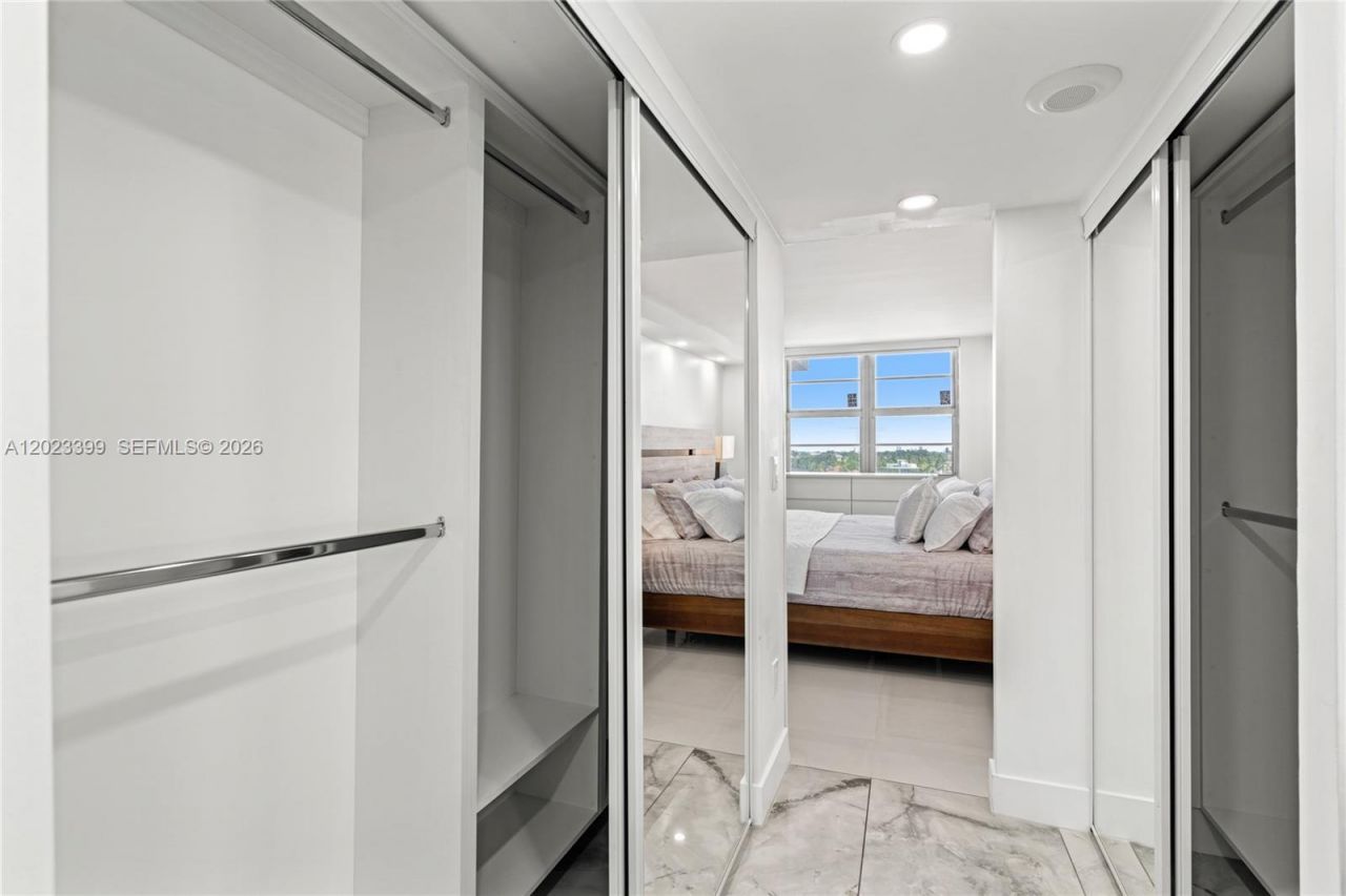 5701 Collins Ave , Unit 503, Miami Beach, FL 33140 Photo