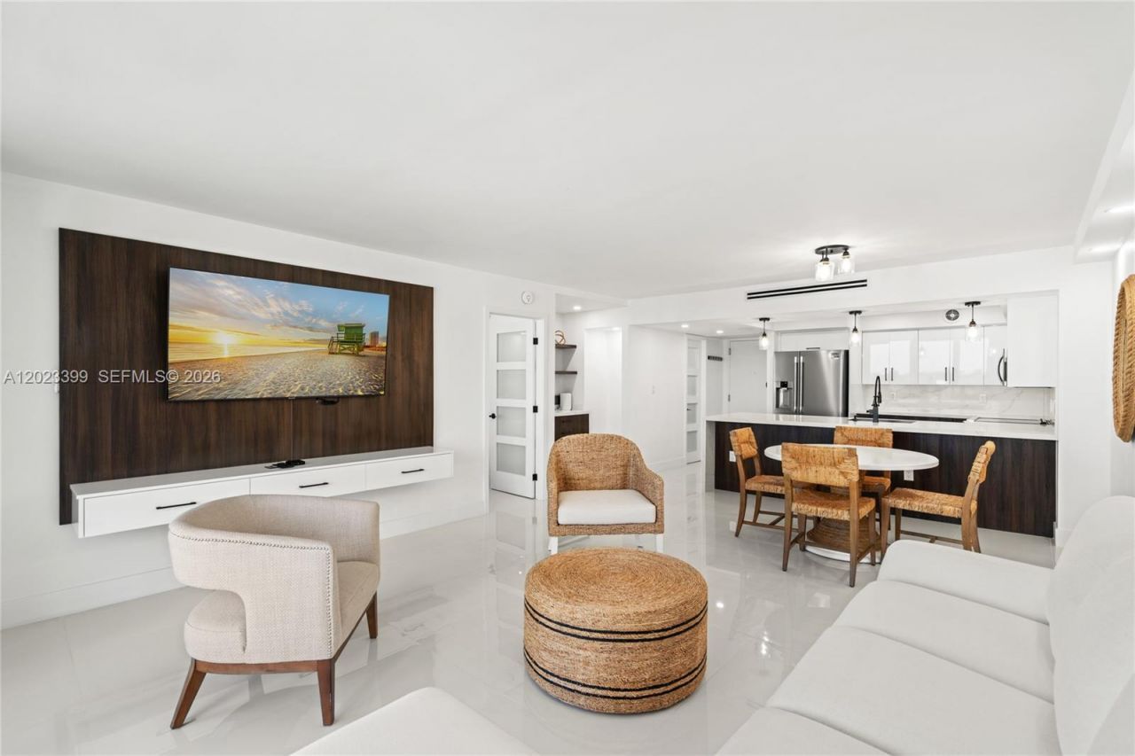 5701 Collins Ave , Unit 503, Miami Beach, FL 33140 Photo