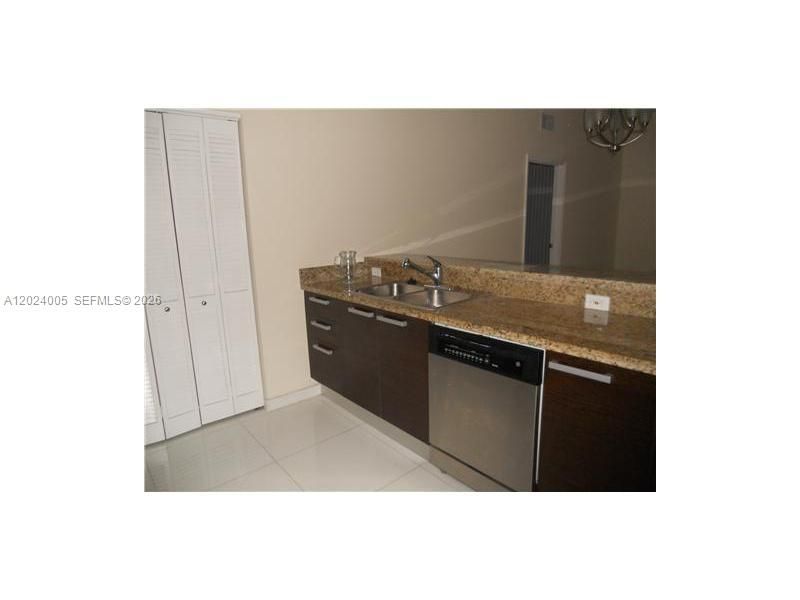 2525 SW 3 Av , Unit 1006, Miami, FL 33129 Photo