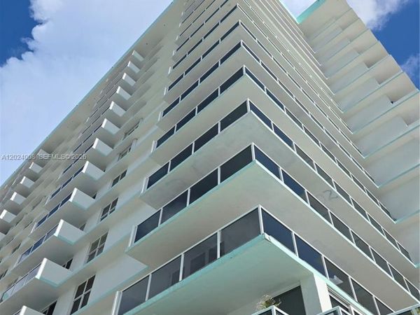 3725 S Ocean Dr , Unit 617, Hollywood, FL 33019