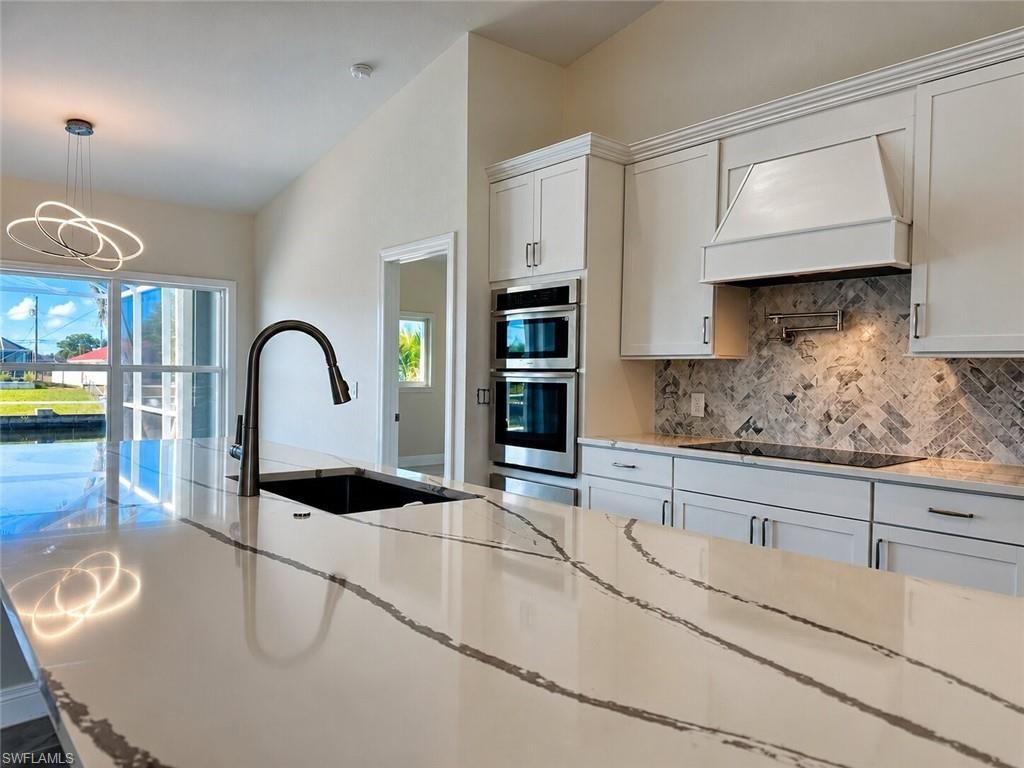 1118 SE 16th Ter , Cape Coral, FL 33990 Photo