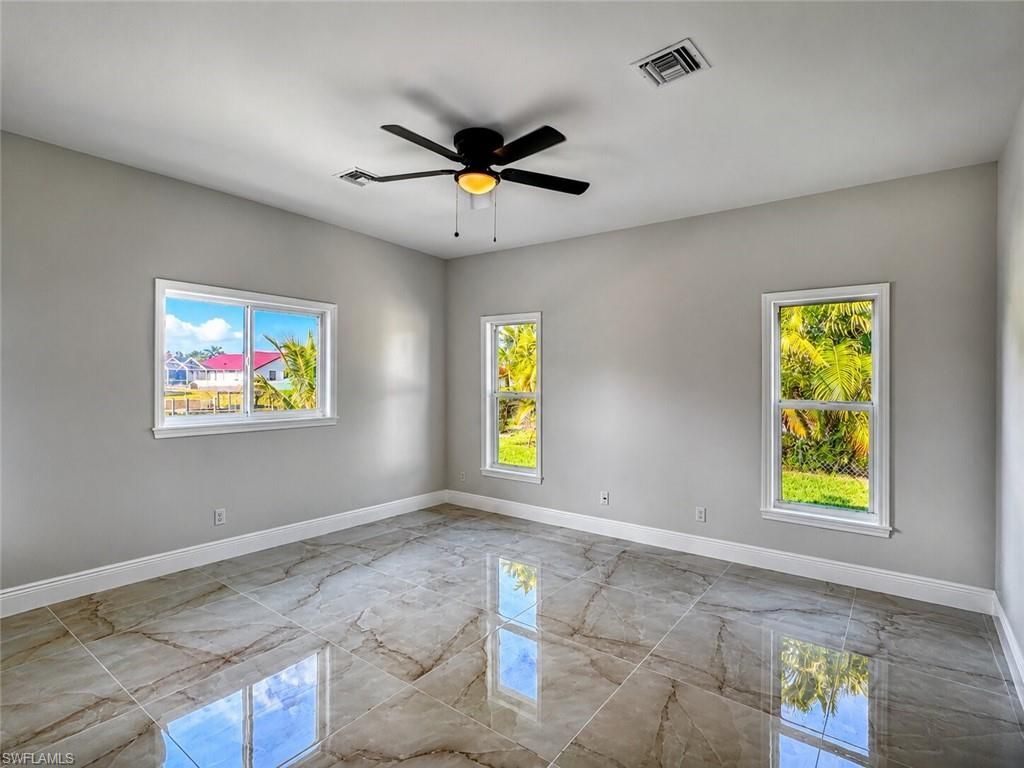 1118 SE 16th Ter , Cape Coral, FL 33990 Photo
