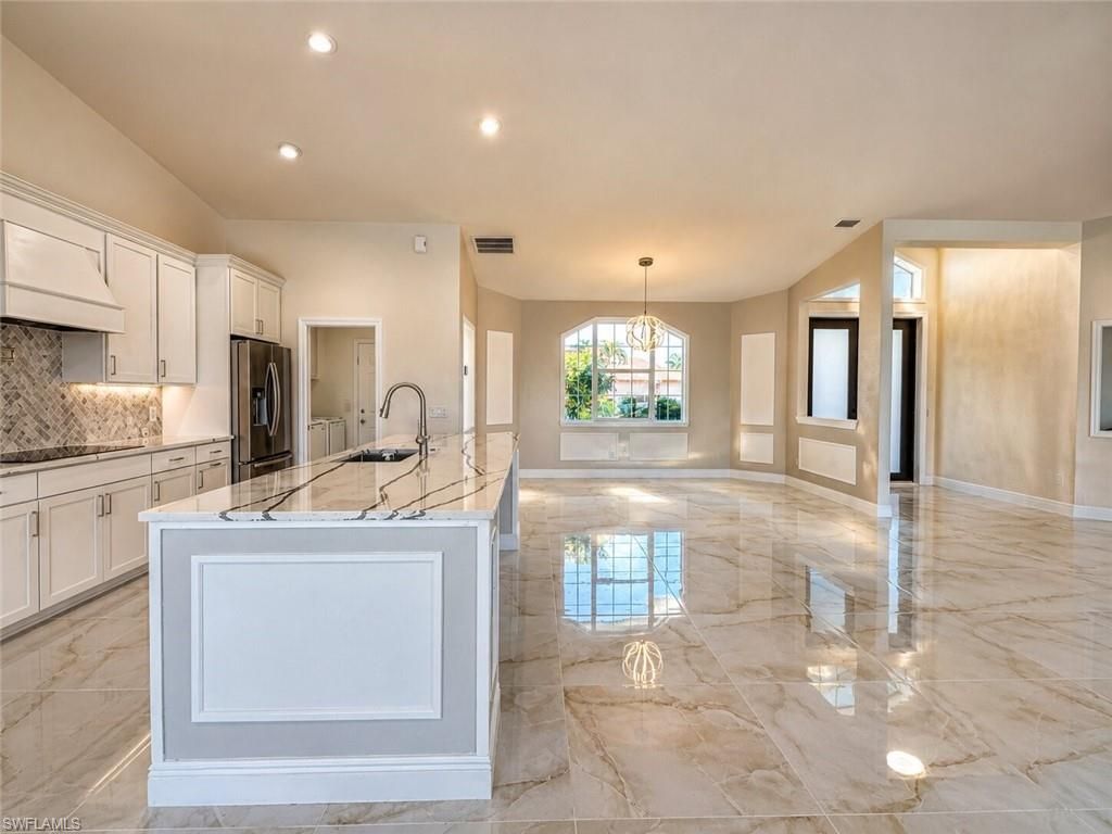 1118 SE 16th Ter , Cape Coral, FL 33990 Photo