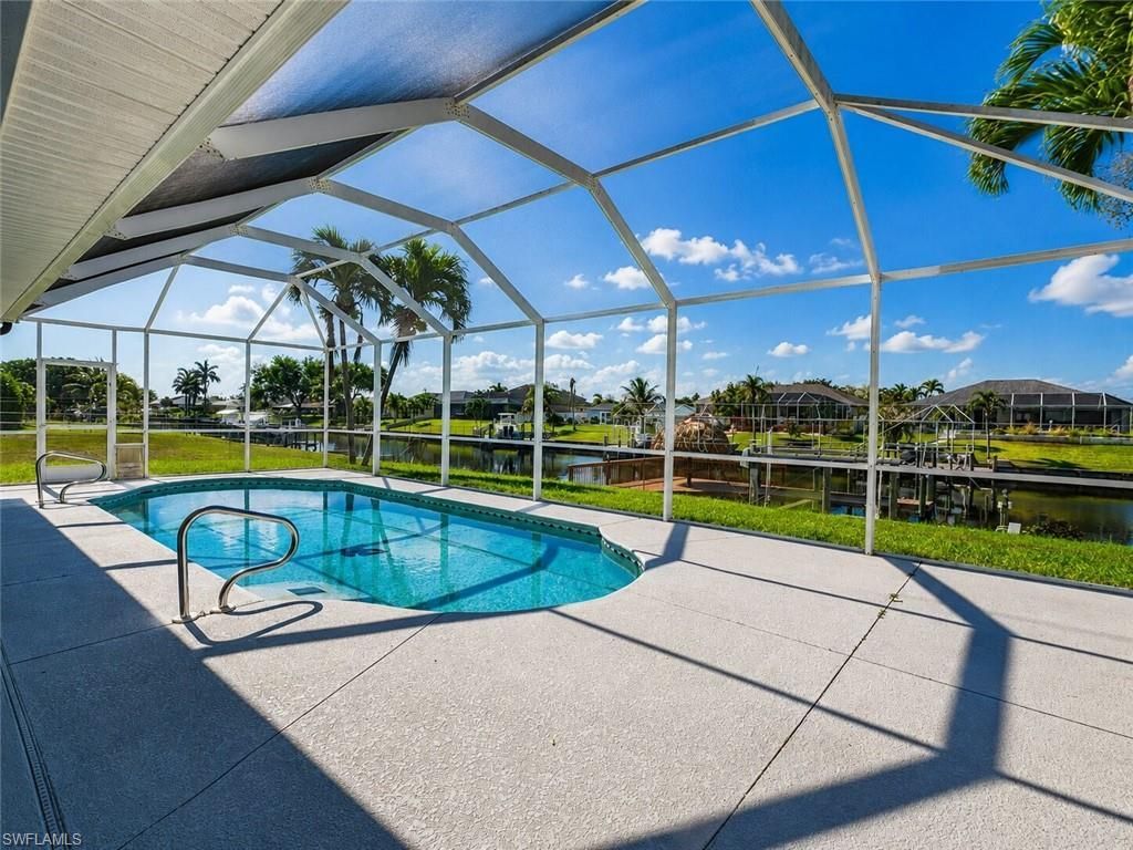 1118 SE 16th Ter , Cape Coral, FL 33990 Photo