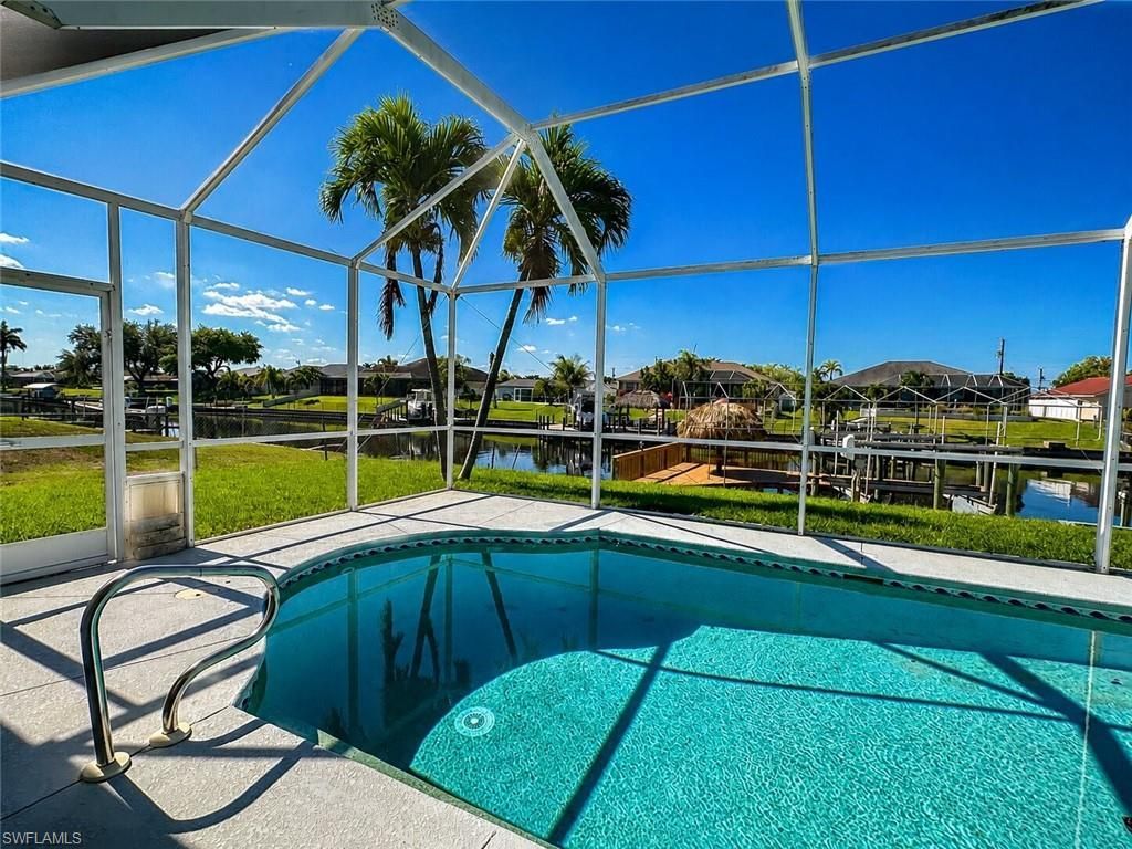 1118 SE 16th Ter , Cape Coral, FL 33990 Photo