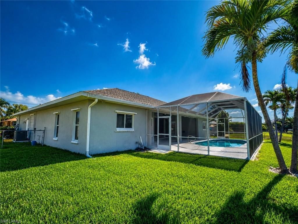 1118 SE 16th Ter , Cape Coral, FL 33990 Photo